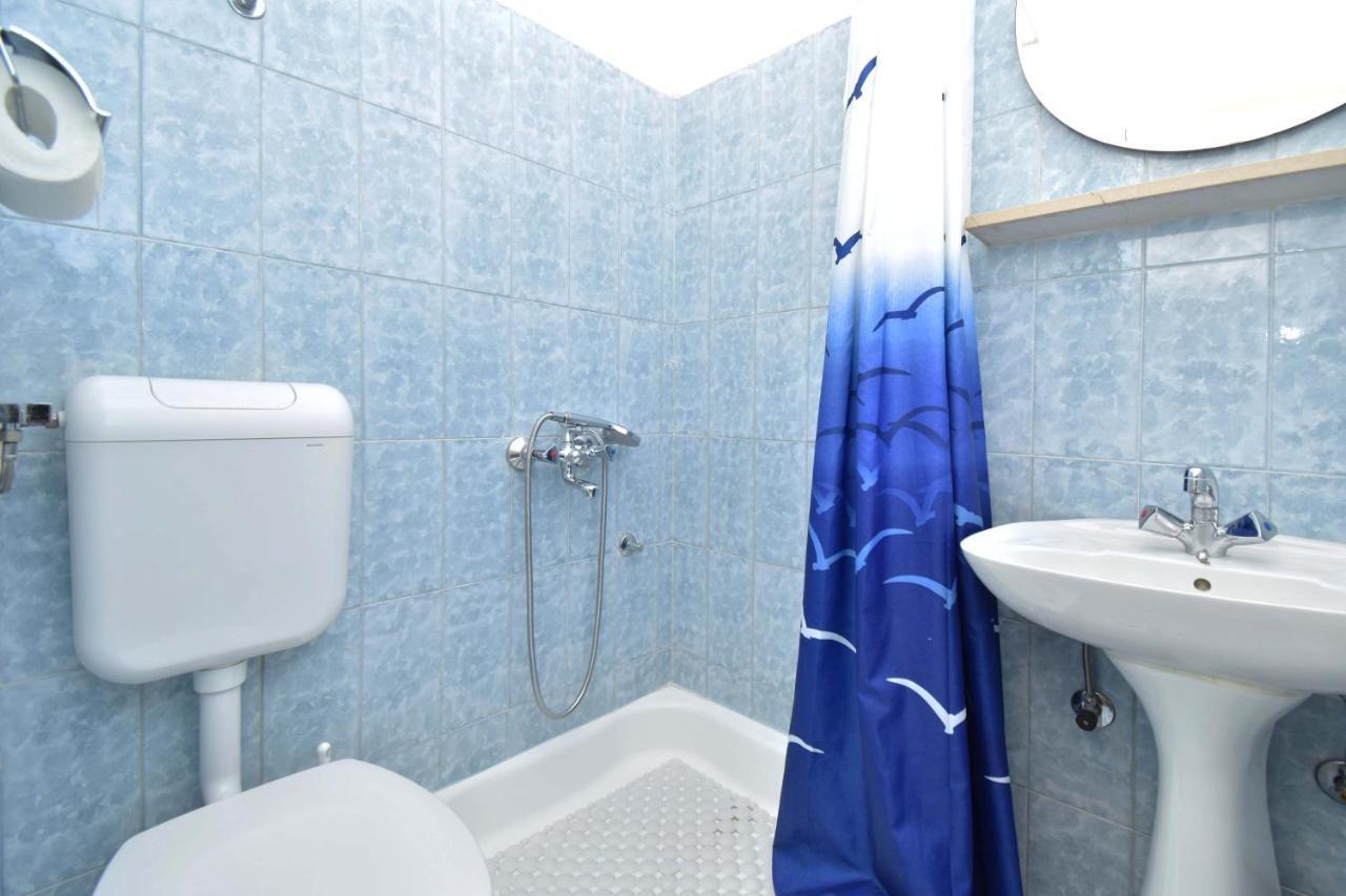 Rooms Borka Tucepi Bagian luar foto